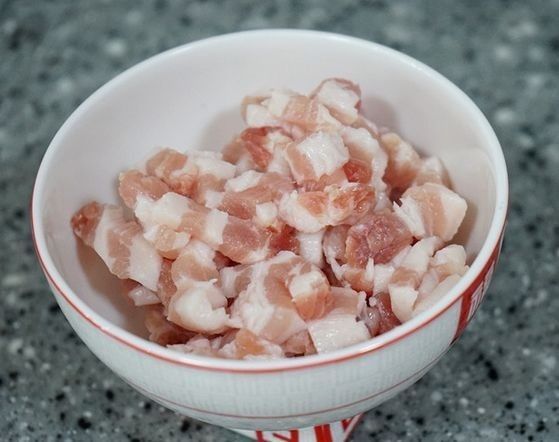 玉米面窝窝头这样做,营养健康又香软美味,一上桌就被家人抢着吃