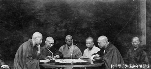 无人|87岁的海灯法师,圆寂后为何少林寺无人追悼?骗了国人的高手?