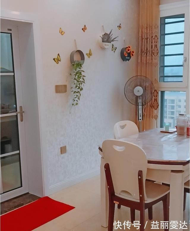 打扫|她家入住两年的房子,装修不豪华,每天都要收拾干净,羡慕极了