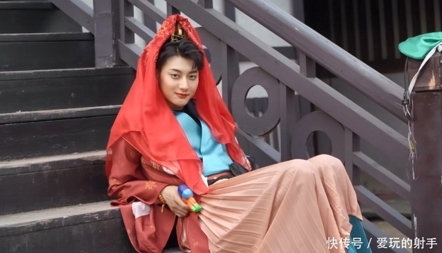 孙红雷|《萌探探探案》下期更精彩,黄子韬那英再度争吵,5位演员将加盟