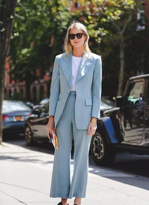 女人穿阔腿裤时，尽量少搭这3双鞋，换上另外几款，时髦又显高