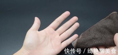 出门前,记得用硬币碰一下门把手,太厉害了,看完真的涨知识了