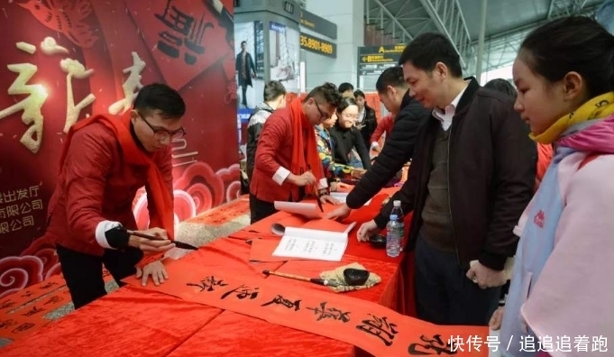 评为|史上“最懒”对联,上下联只字未改,却被评为千古绝对