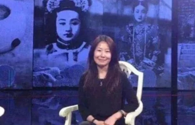 一模一样|慈禧年轻的时候有多美？五代外孙女照片曝光，简直长得一模一样！