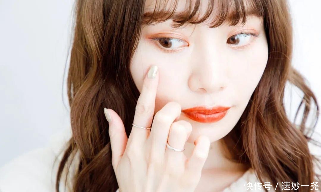 《mer》杂志模特自用的化妆品,不怕出错的元气自然妆有方向了