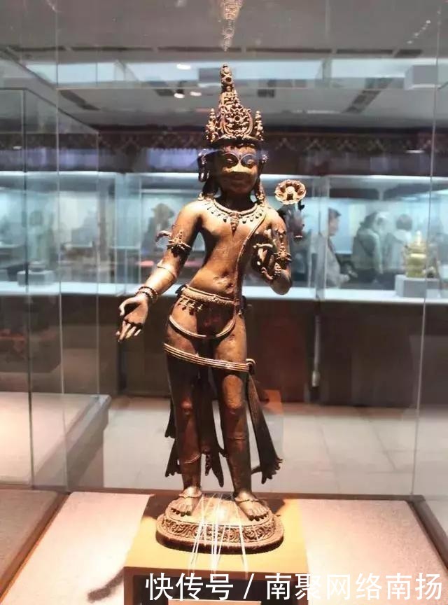 老年|比故宫还壕的宫殿:最好的藏传文玩都在这儿