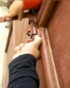 |搞笑GIF段子:美女,你的脸上究竟是涂了多少粉?