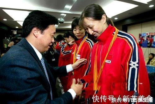 王一梅|中国女排三位悲情的1号球员一人10年巅峰无冠,俩重炮惨淡收场