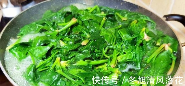维生素|萝卜白菜靠边站,冬季多吃它,鲜嫩营养,富含维生素,炖汤喝真香!