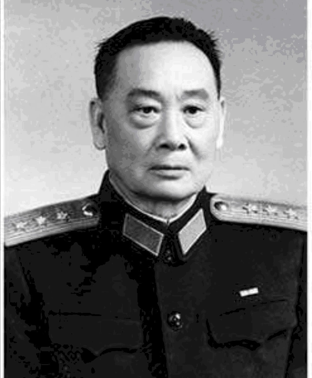 司令员|建国后我军又成立了三个兵团,司令员都是谁?后来授何军衔?