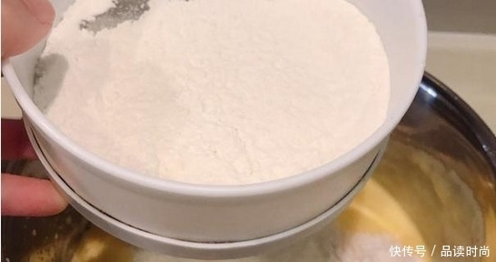 烤箱|这个蛋糕不用烤箱,只需要蒸锅和纸杯就可以,做法超级简单