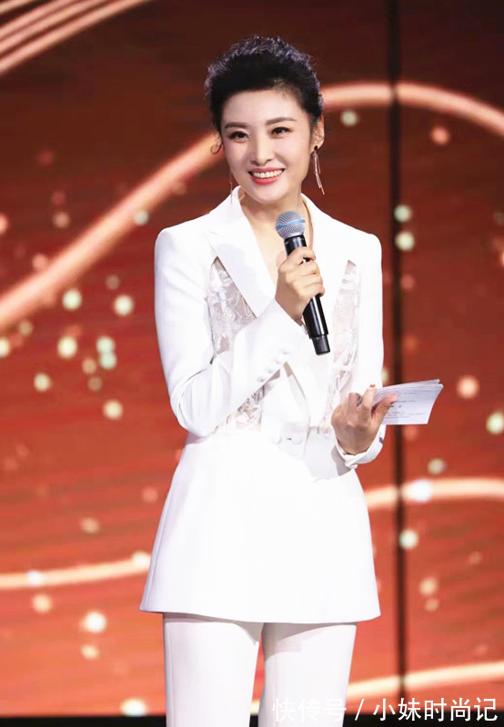 减龄|周涛原来是“西装达人”,利用点缀修饰发搭配,减龄又优雅