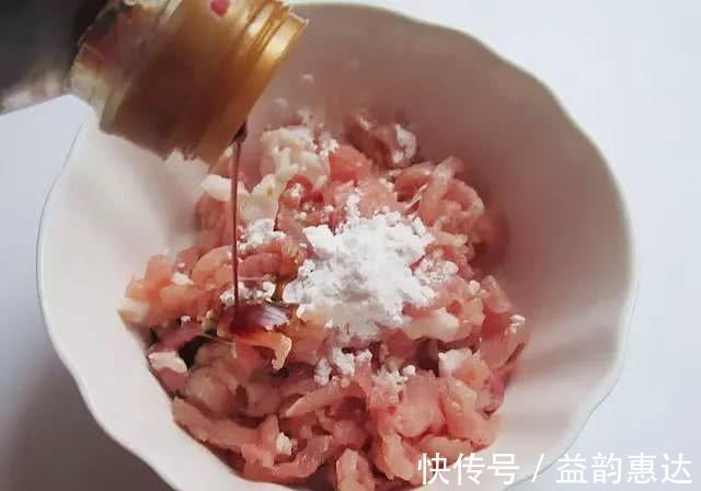 有这道家常下饭菜，吃饭香喷喷，一周吃三顿吃不够