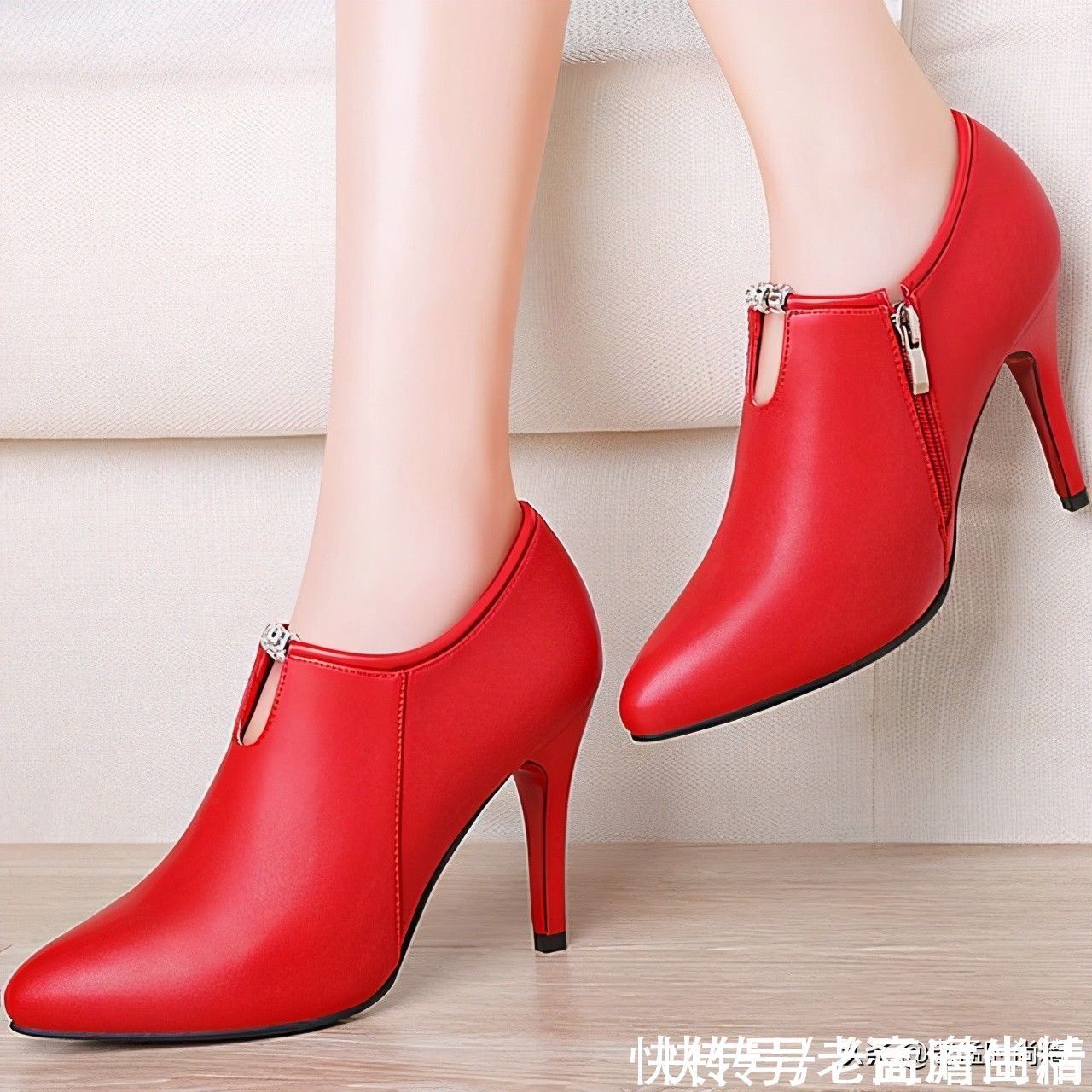 性感 一双优雅高跟鞋,搭遍裤装和裙装,性感又有气质