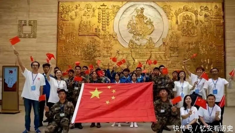 祝贺!中国彩灯博物馆成功创建省级爱国主义教育基地!