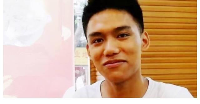 《变形记》被骂惨的农村主人公，9年后成功逆袭，兼职赚了20万