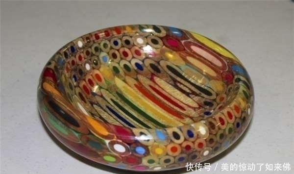 anna&看着这些彩色铅笔固定在车床上,下一秒打造出的东西让人不敢眨眼