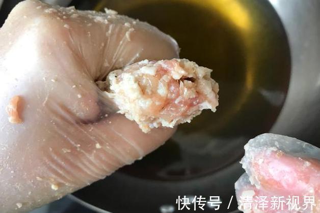 不用面粉的炸丸子,莲藕鸡蛋加点肉,香酥不油腻