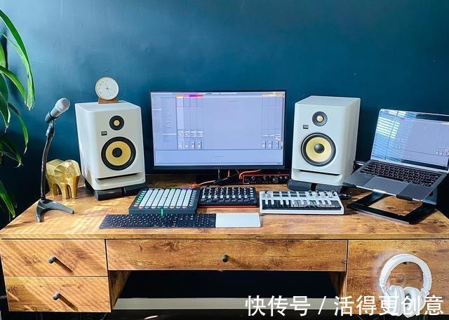 显示器|超酷的家庭办公室,充满创意的家居工作空间!