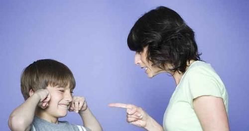 软弱|这些特征是孩子情商高的表现，却被家长视为没出息，白白耽误了