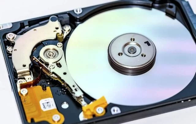 机械硬盘寿命小时