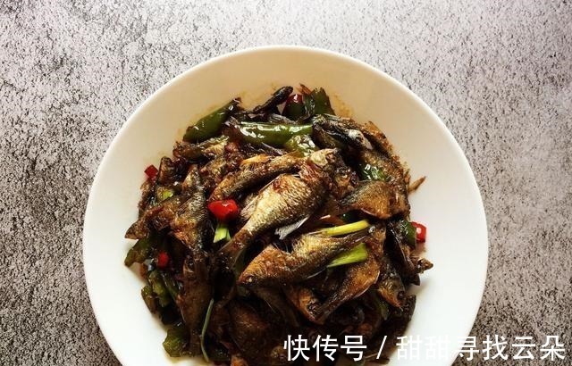 3口之家的午餐，不精致但很用心，荤素搭配营养全，每样都好吃！