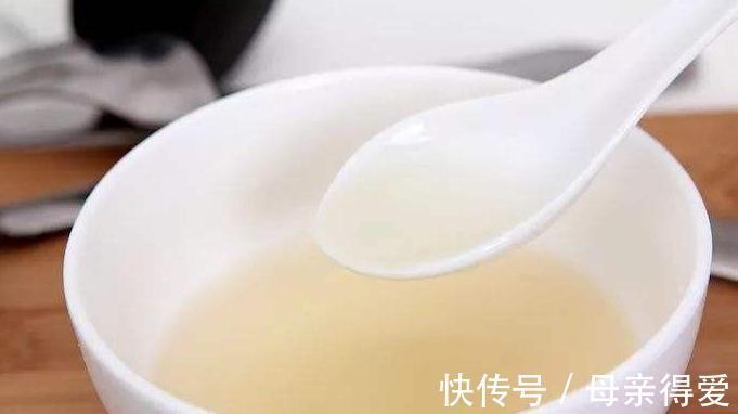 月季不会养,盆里加上2种料,枝叶疯长不停,开花特别艳