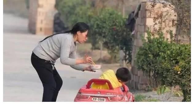 家长|孩子吃饭爱挑食,可能是父母忽略了这些,悉尼大学研究揭开谜底