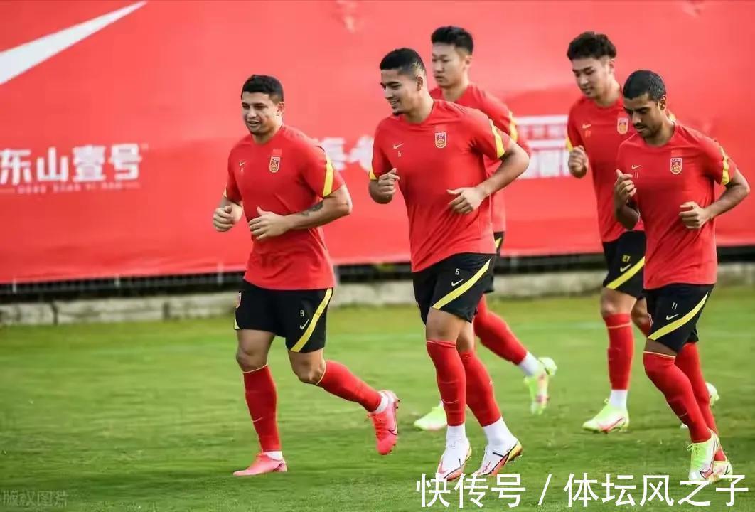 反思|国足2个坏消息传来,足协应该反思,陈戌源有不可推卸责任