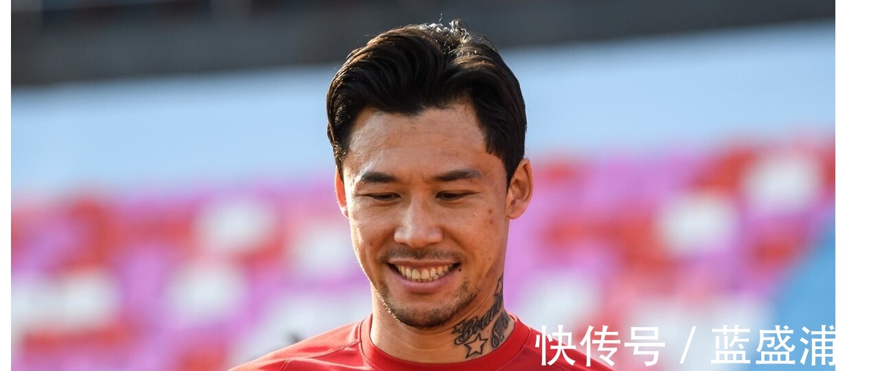 球員|李霄鵬的國家隊會使用年輕人多還是老將多中前場會多使用年輕人!
