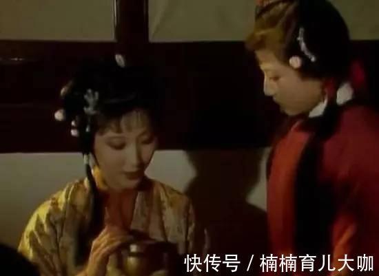 宝钗!真绝了!薛宝钗靠姿色套路宝玉,林黛玉高情商霸气打脸,句句诛心