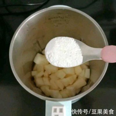 日常|#我的养生日常-远离秋燥#川贝枸杞雪梨汤