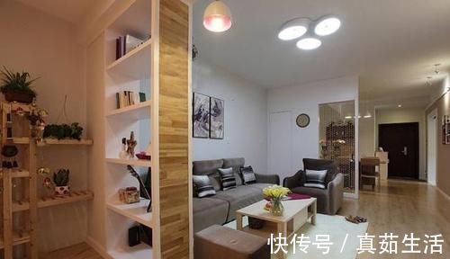 空间|89㎡新房,他在客厅做两个“小改动”,空间一分为三真漂亮,晒晒