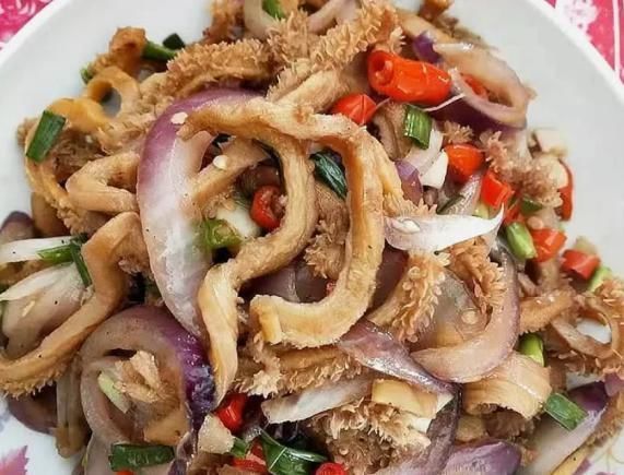 洋葱炒牛肚|洋葱和它一起炒，每天炒一盘，美味下饭，软化血管，待客倍有面子
