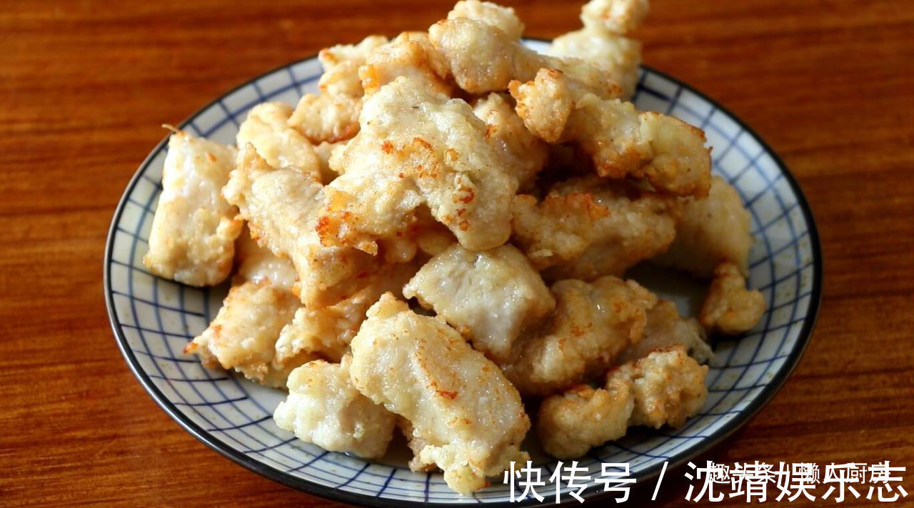 教你鸡胸肉最香的做法,外皮酥脆,肉嫩不柴,怎么吃都吃不腻