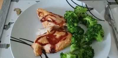 西兰花|减肥每天吃鸡胸肉和西兰花，坚持吃1周，减肥效果怎么样