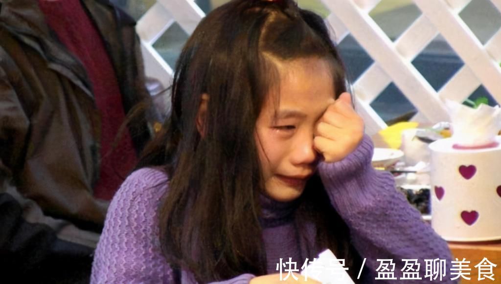 侮辱|11岁男孩被父母当众“脱光”:如果爱孩子,就请别当众侮辱他