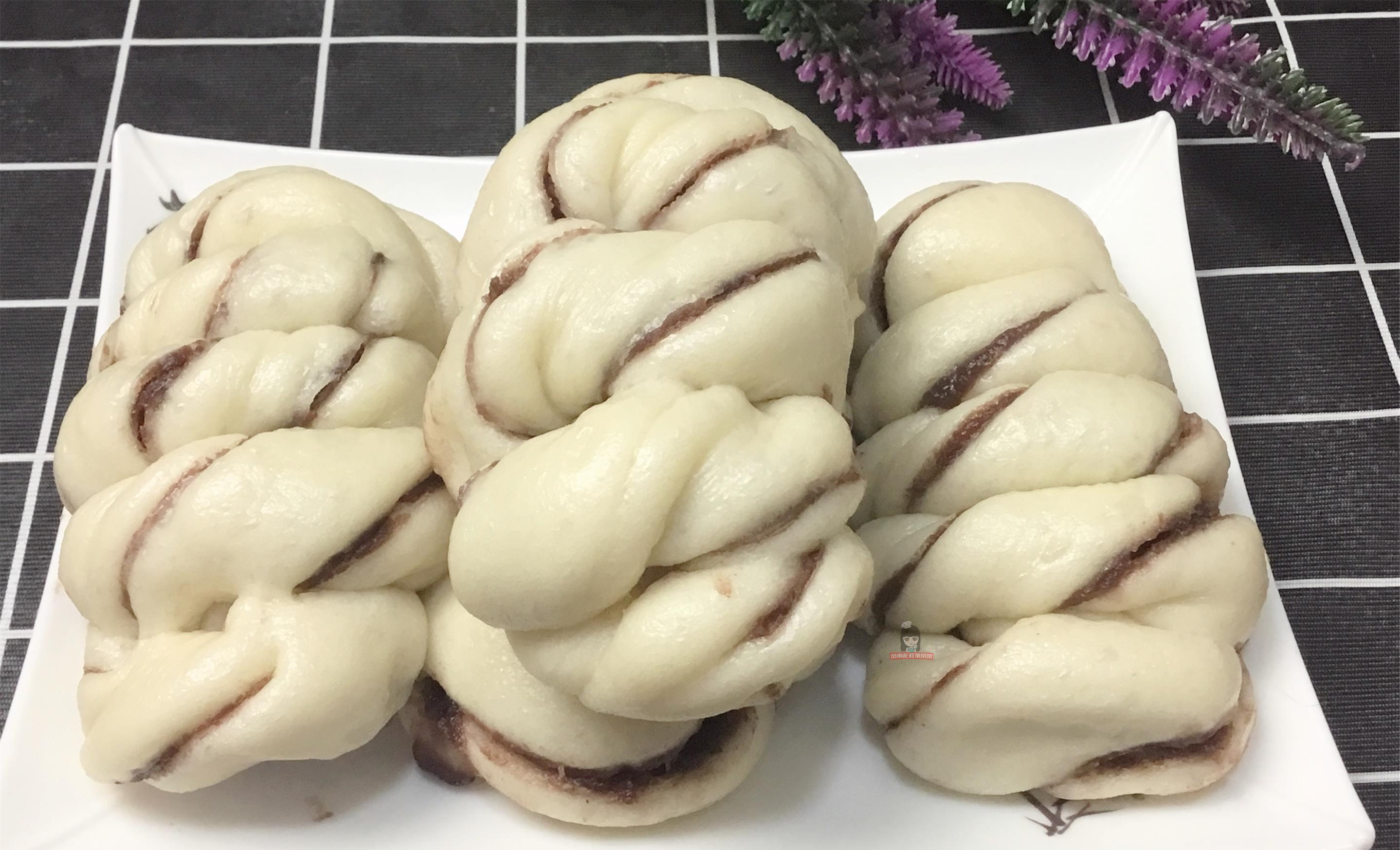 看一遍|花卷的创意新做法,一卷一夹还带馅,层次丰富看一遍就会做