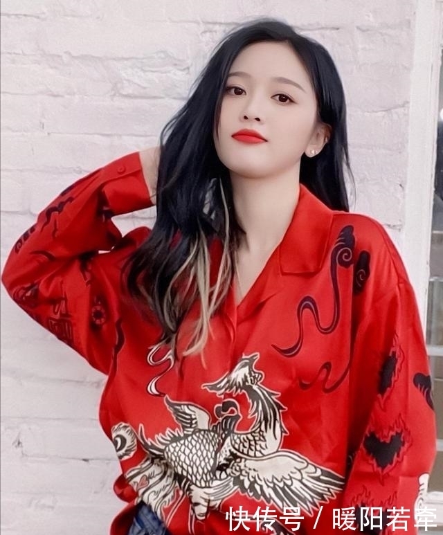 肤色|最容易显黑的4种颜色，黄皮女孩千万别穿，显老又廉价，让人笑话