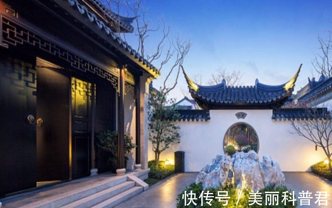 诗园#七律:题松江诗园屈原像