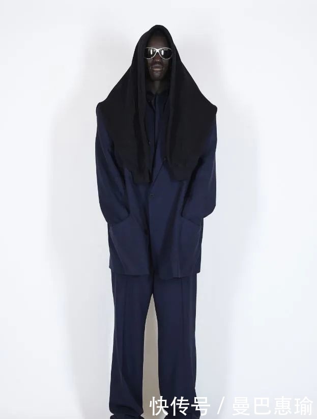 巴黎|Balenciaga 2021春夏|巴黎街头帅气的夜行者