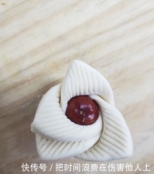 枣花馒头的做法，简单又好吃