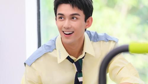 满屏|满屏一星！2021年最尴尬综艺出现，被骂成这样一点都不冤