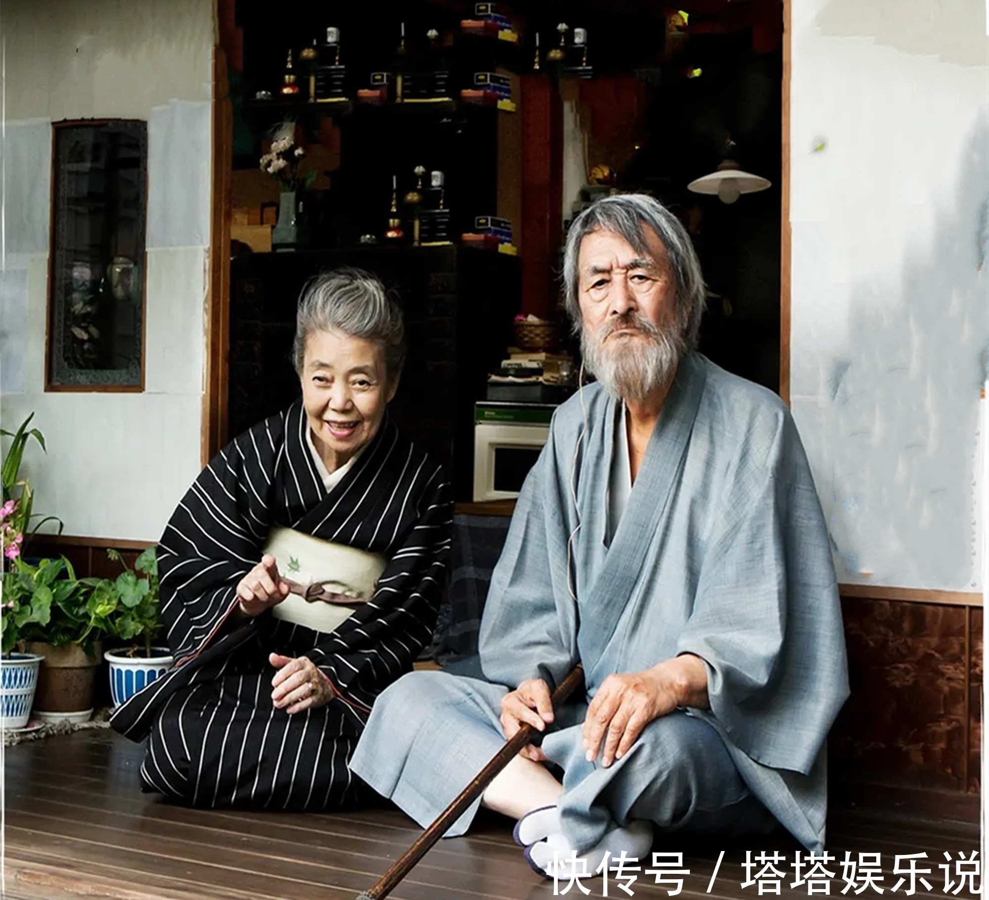 老顽童#他94岁,已经30年没出门了,种花养鸟,一副画卖上百万元