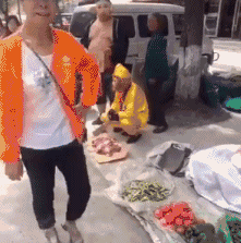 |搞笑趣图:逛完步行街,回到家里的你