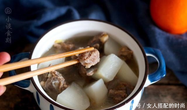 冬天炖羊肉,牢记正确做法“3放2不放”,汤鲜肉烂,不膻也不柴