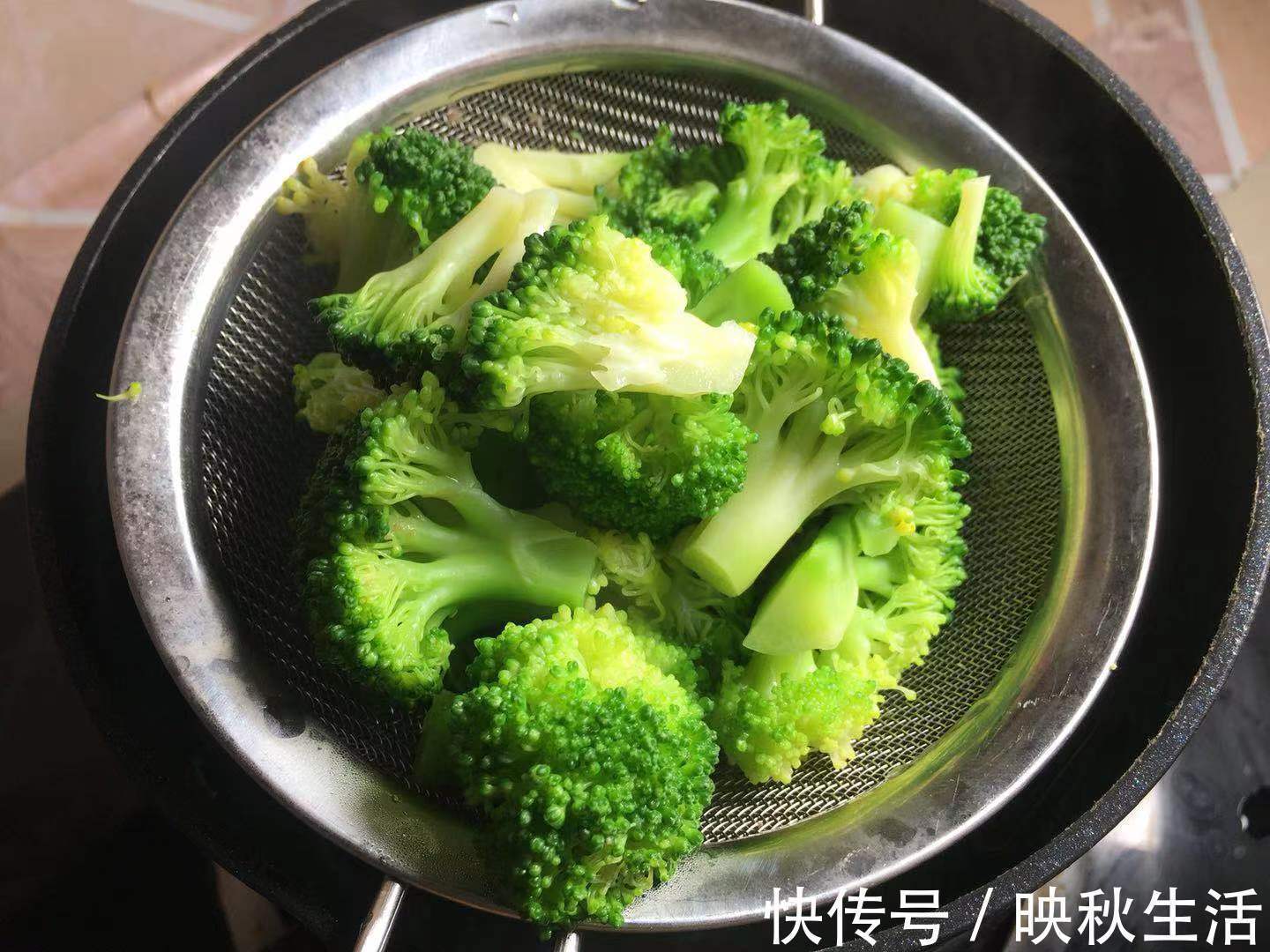 减肥食谱|我的一日三餐减肥食谱，低卡又营养，吃饱还掉秤