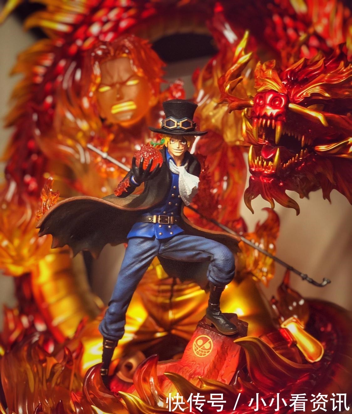 手办|海贼王火龙萨博手办,艾斯脸上能看见雀斑,脚下头盔戳中泪点