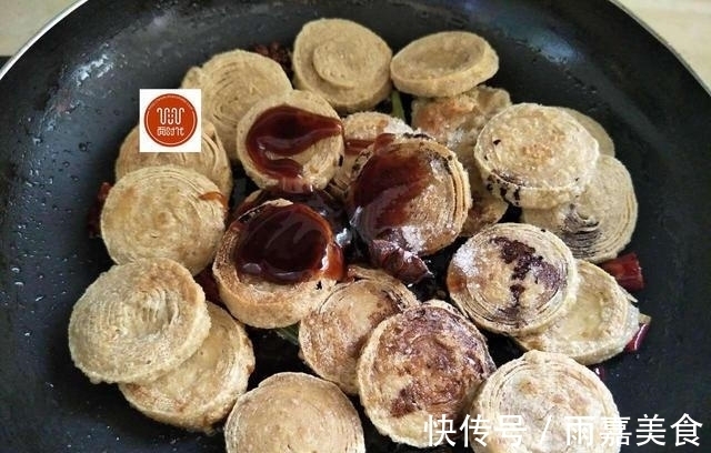 亲爱的|素鸡这样烧比红烧肉还美味,教你不外传的好吃秘诀,让你回味无穷