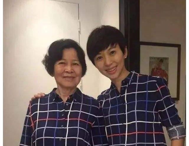 告别央视的5位女主持人,各有各的故事,今最大者53岁,最小44岁
